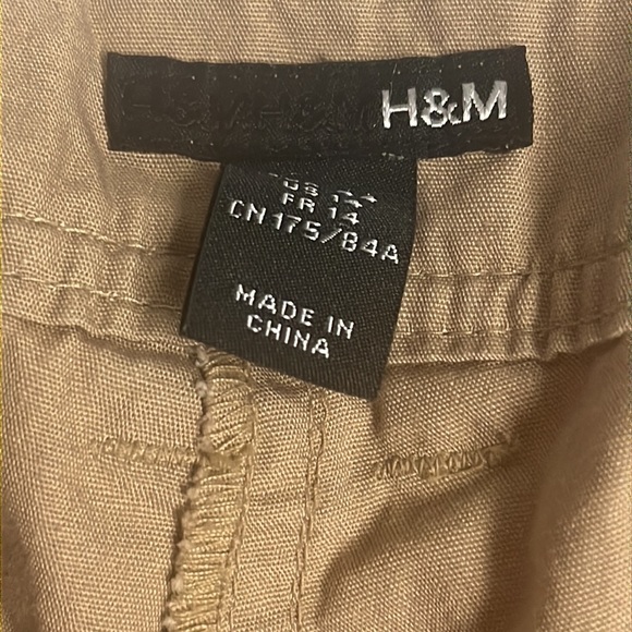 H&M 100% cotton lightweight shorts size US 14 - Picture 3 of 5